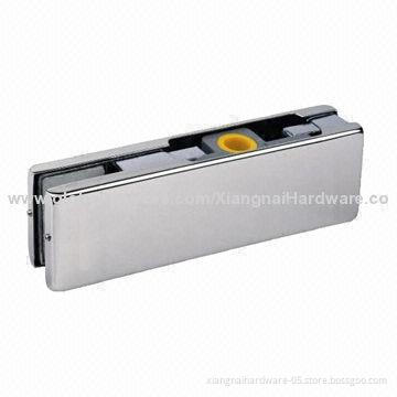Top pivot patch fitting, made of aluminum cast body